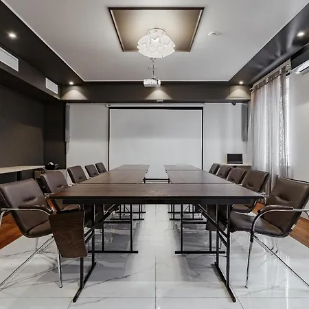 Uno Design Hotel