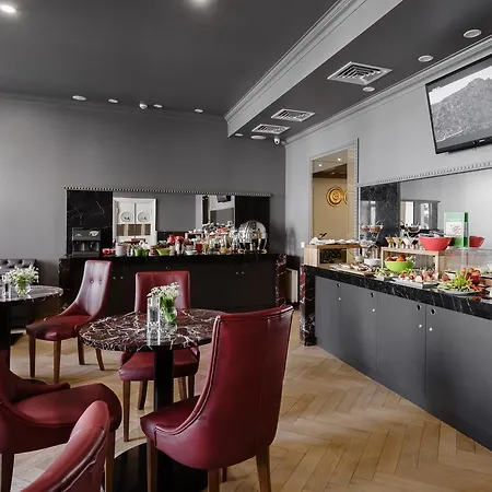 Uno Design Hotel