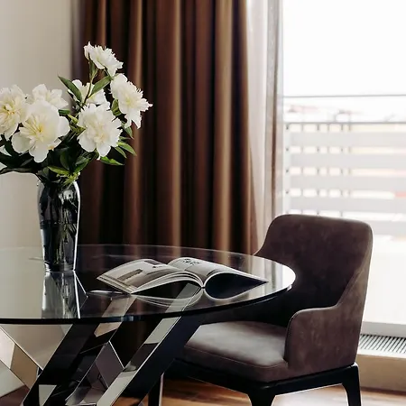 Uno Design Hotel