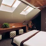 Hotel Uno Design Odessa