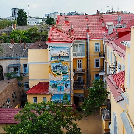 Uno Design Готель