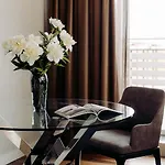 Hotel Uno Design 4*